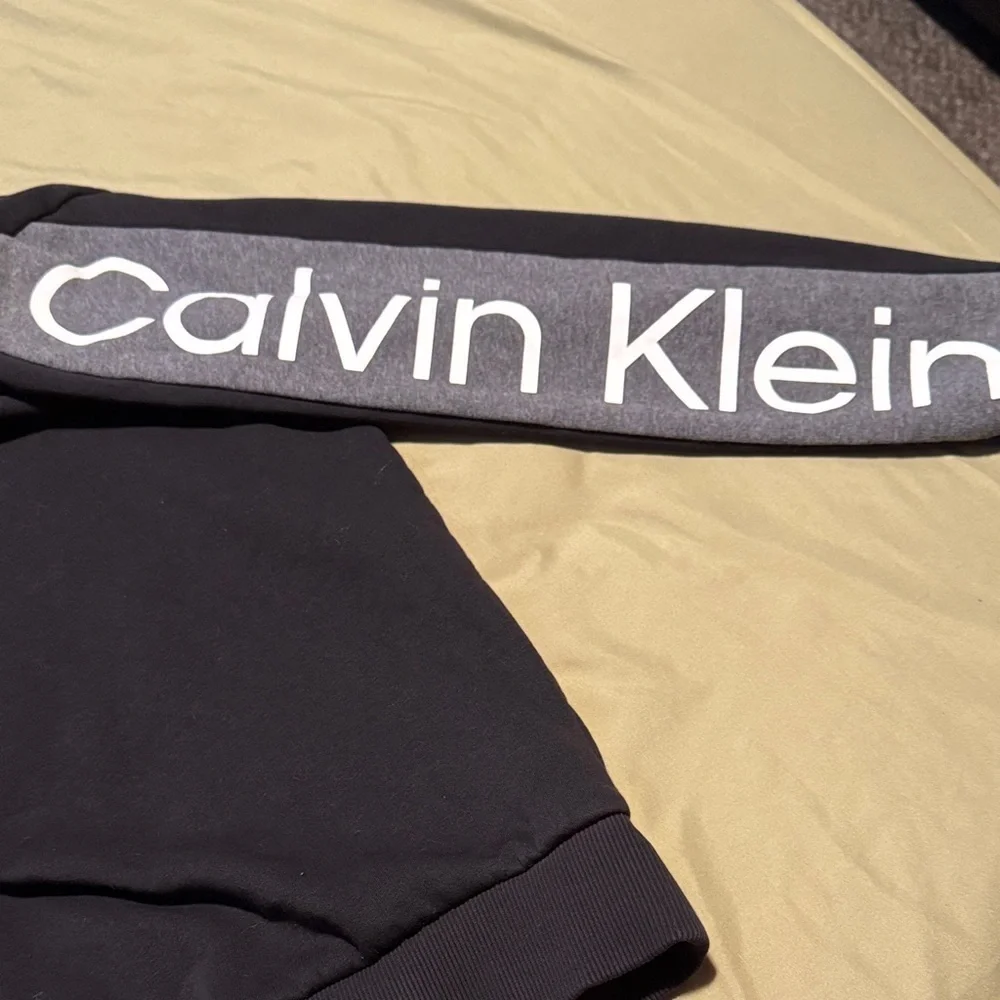 Calvin Klein chic calvin